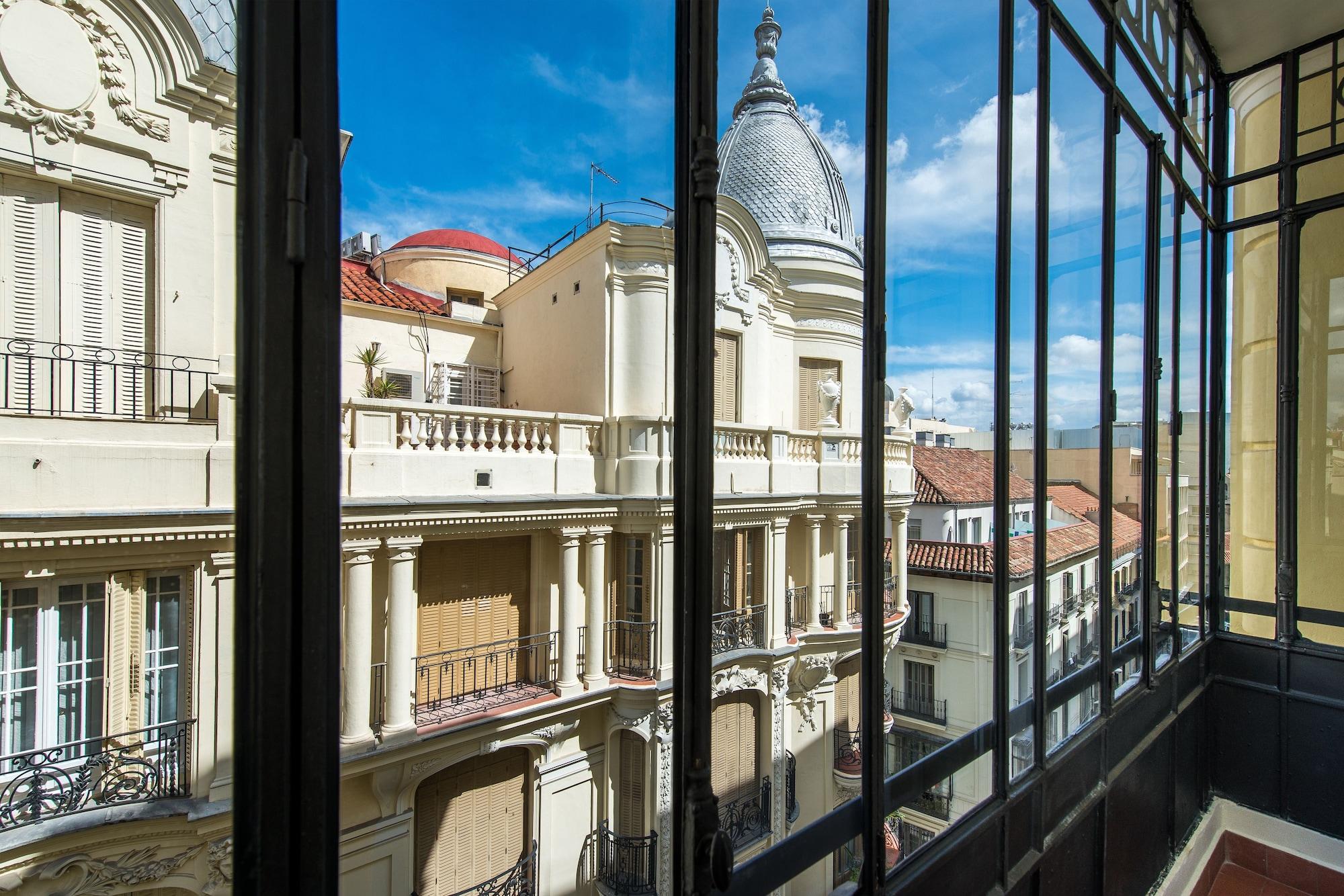 Hotel Vincci The Mint Madrid Exterior foto